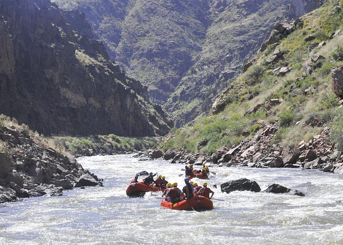 Royal Gorge Half-Day Rafting with Lunch